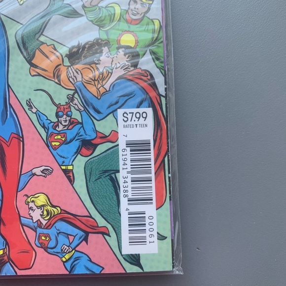 (C40) DC Comics ACTION COMICS #1000 Superman Michael Allred 1960's cover - Picture 7 of 10